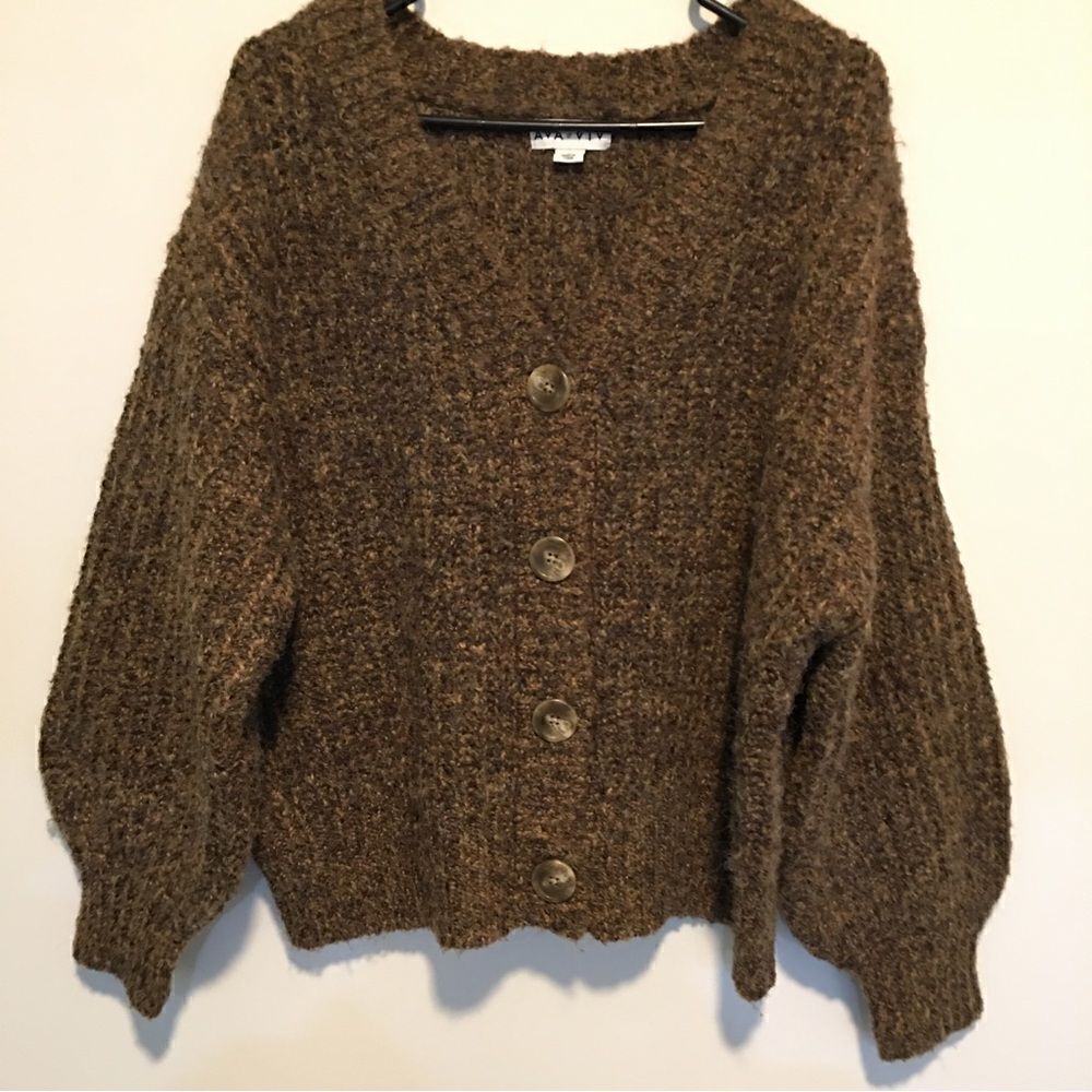 Ava & Viv Soft Puff Sleeve button up sweater‎